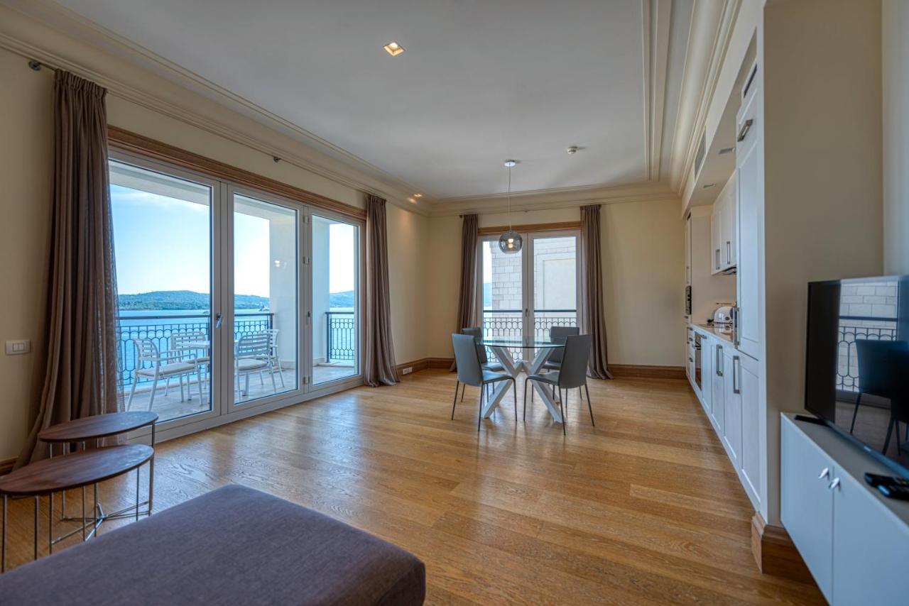 Porto Montenegro Residences Тиват Екстериор снимка