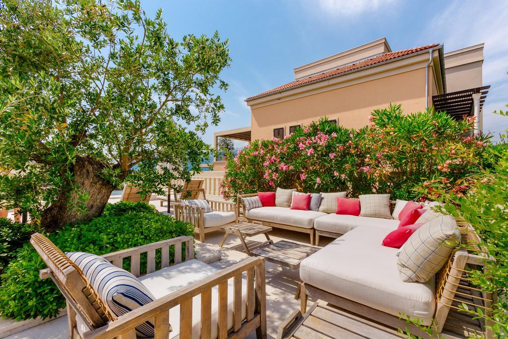Porto Montenegro Residences Тиват Екстериор снимка
