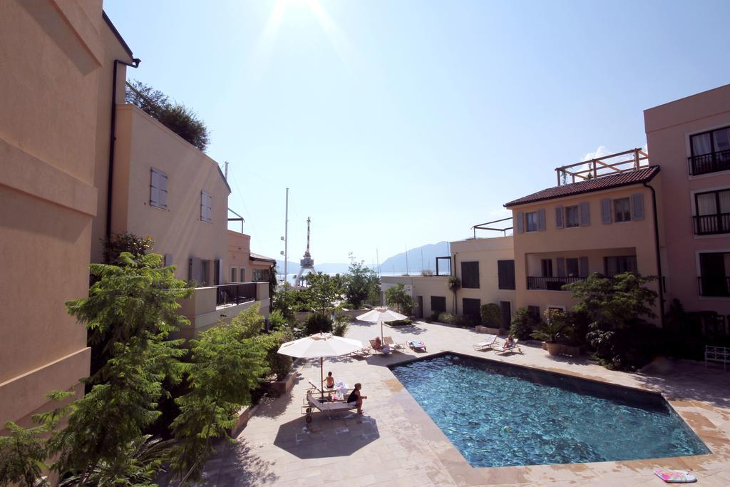 Porto Montenegro Residences Тиват Екстериор снимка