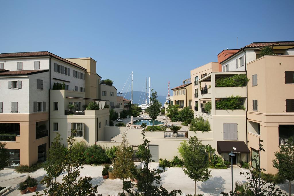 Porto Montenegro Residences Тиват Екстериор снимка