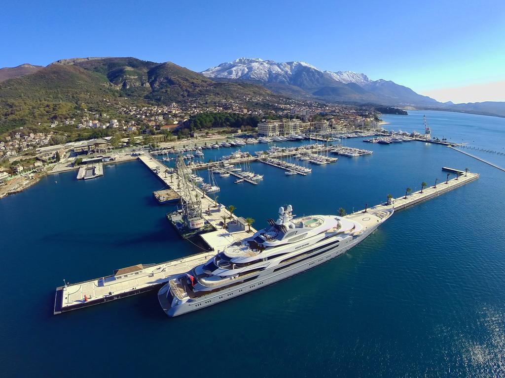Porto Montenegro Residences Тиват Екстериор снимка